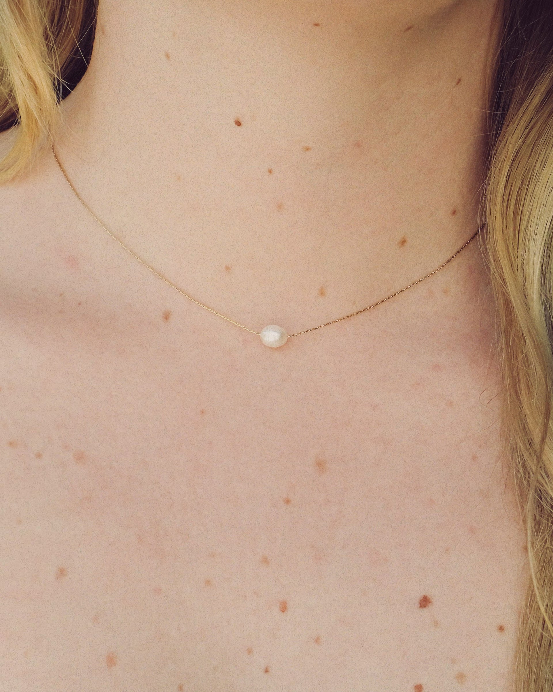 Collier_baya_portée