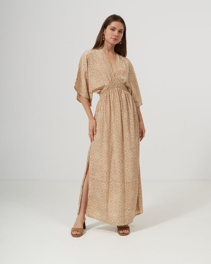 Robe_rosa_beige_face